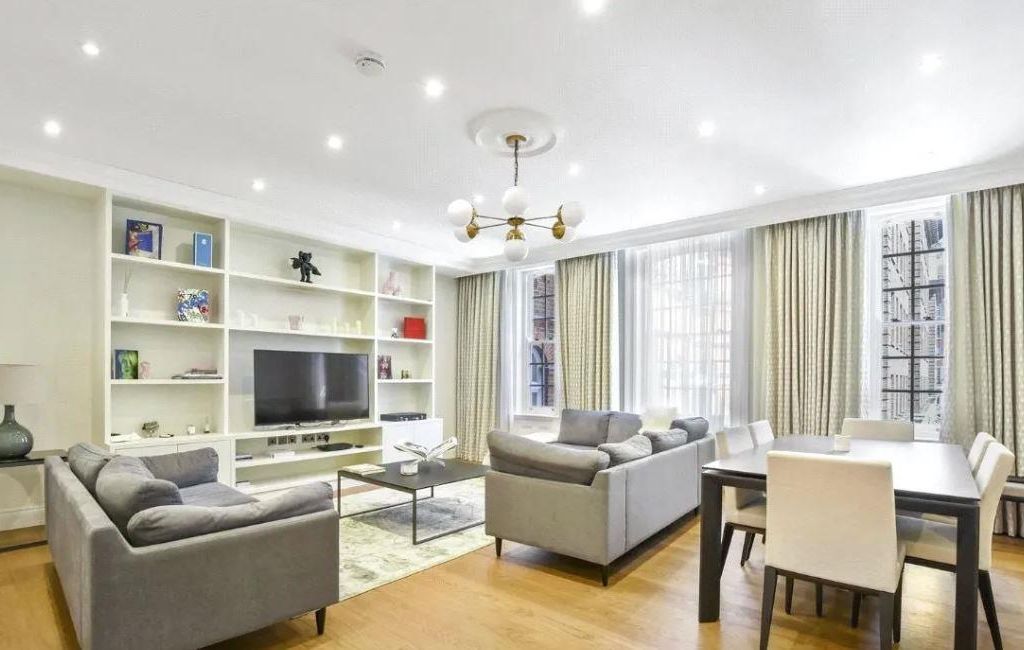 2 bed flat to rent in Stratton Street, Mayfair W1J Zoopla