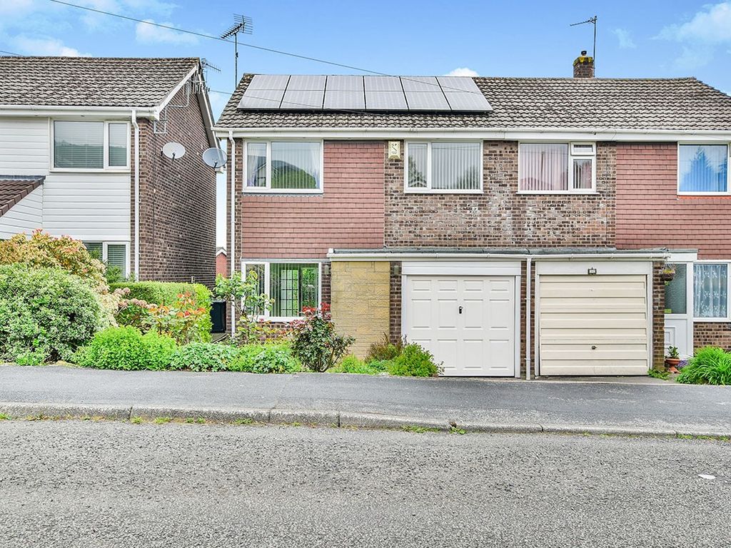 3 bed semidetached house to rent in Longmoor Road, Glossop, Derbyshire