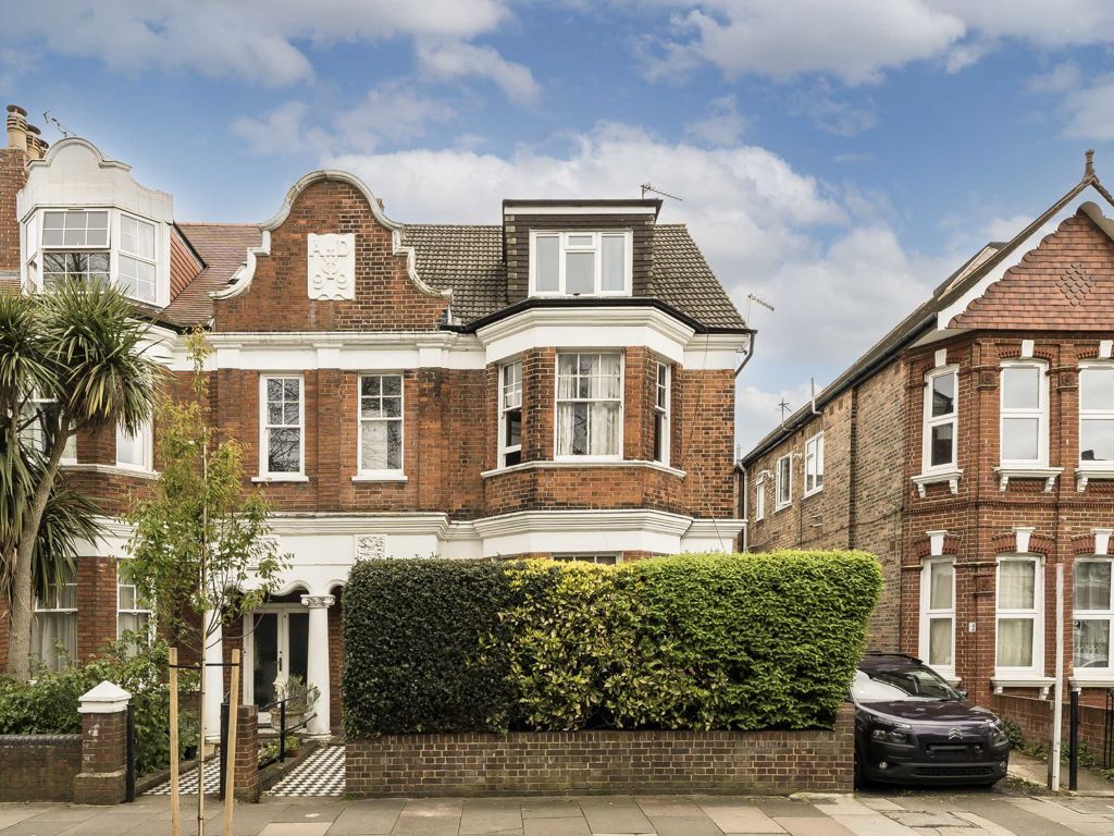 2 bed flat to rent in Wolverton Gardens, London W5 Zoopla