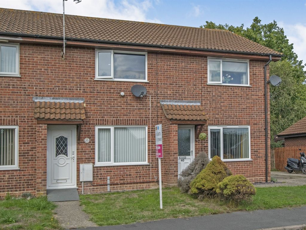 2 bed terraced house for sale in Hadfield Road, North Walsham NR28 Zoopla
