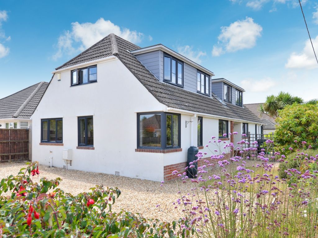 4 bed property for sale in Seacroft Avenue, Barton On Sea, Hampshire
