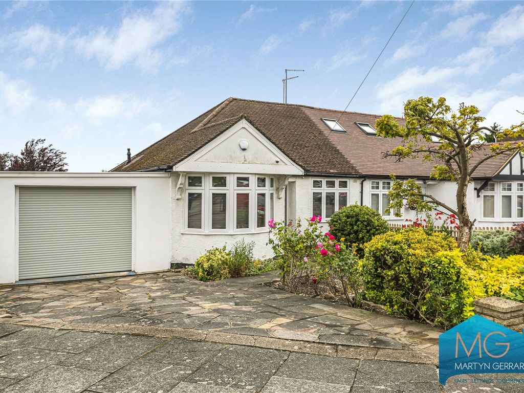 2 bed bungalow for sale in Haslemere Avenue, EN4, £675,000 Zoopla