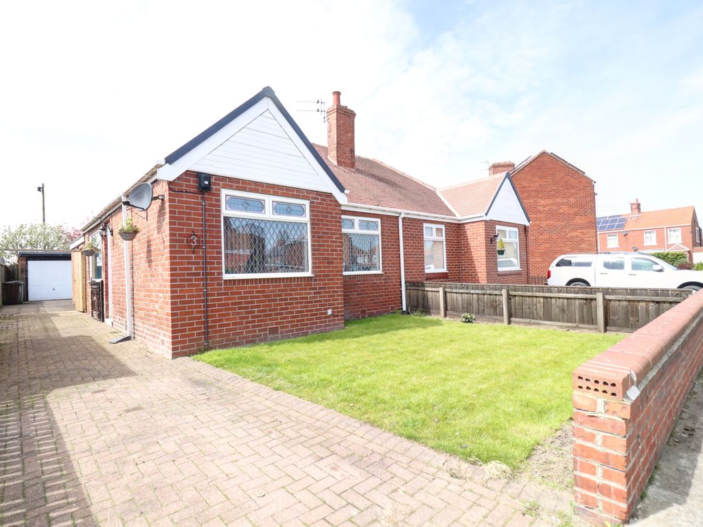 2 bed semidetached bungalow for sale in Moorland Crescent, Bedlington