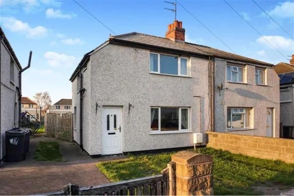 3 bed semidetached house for sale in Abbeyfield Road, Dunscroft