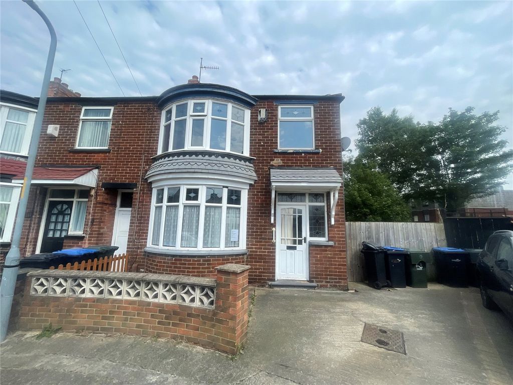 3 bed semidetached house for sale in Toronto Crescent, Middlesbrough TS4 Zoopla