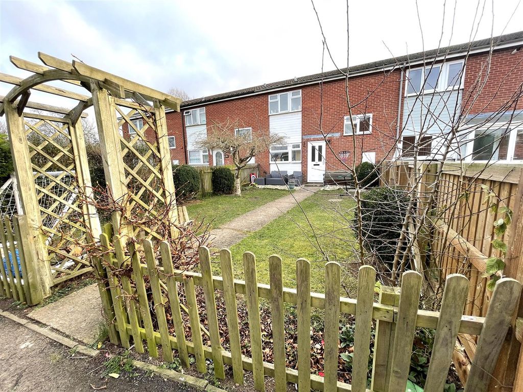 2 bed terraced house for sale in Phelps Way, Tibberton, Gloucester GL19 Zoopla