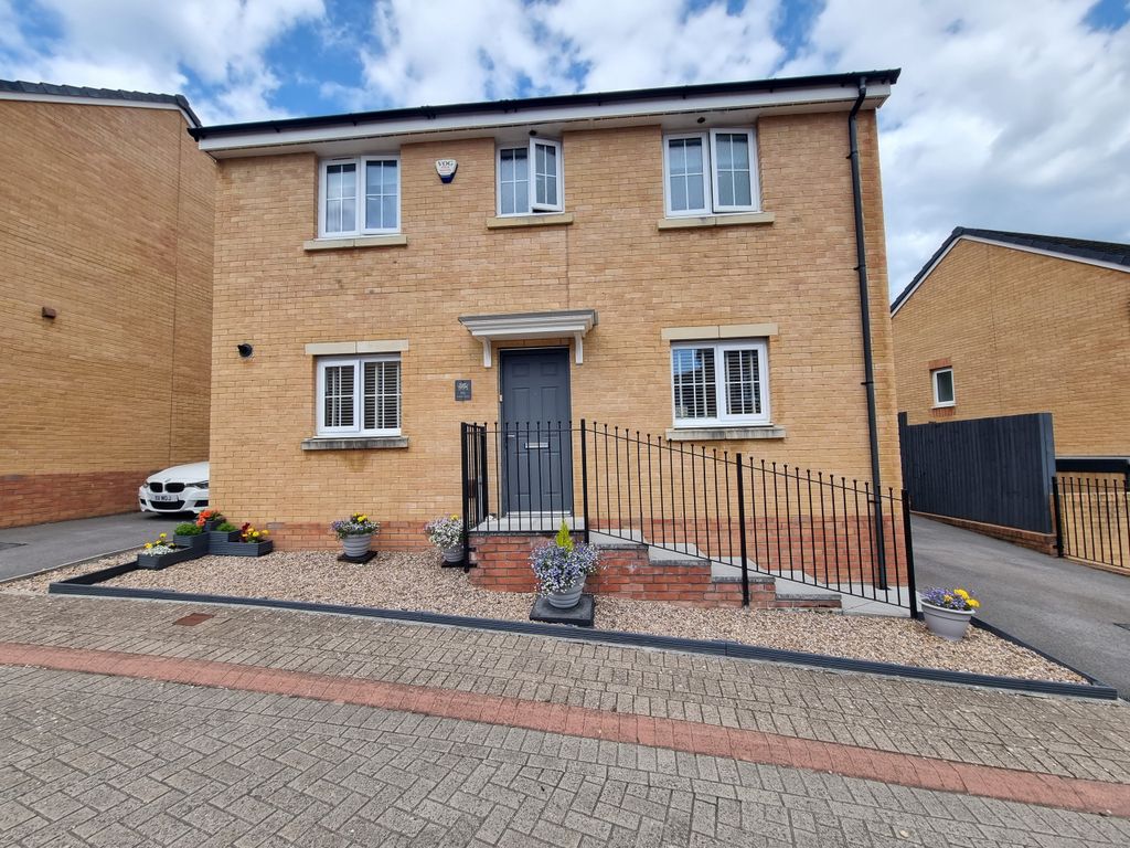 3 bed detached house for sale in White Farm, Barry CF62 Zoopla