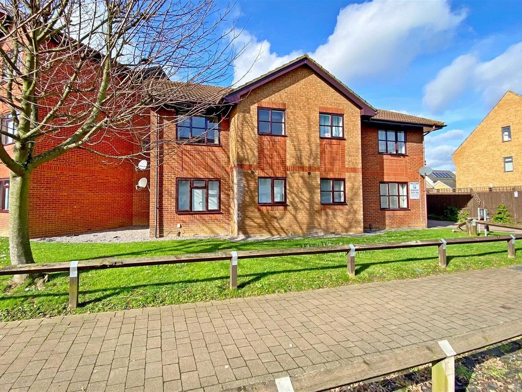 1 bed for sale in Archers Court, Arisdale Avenue, South