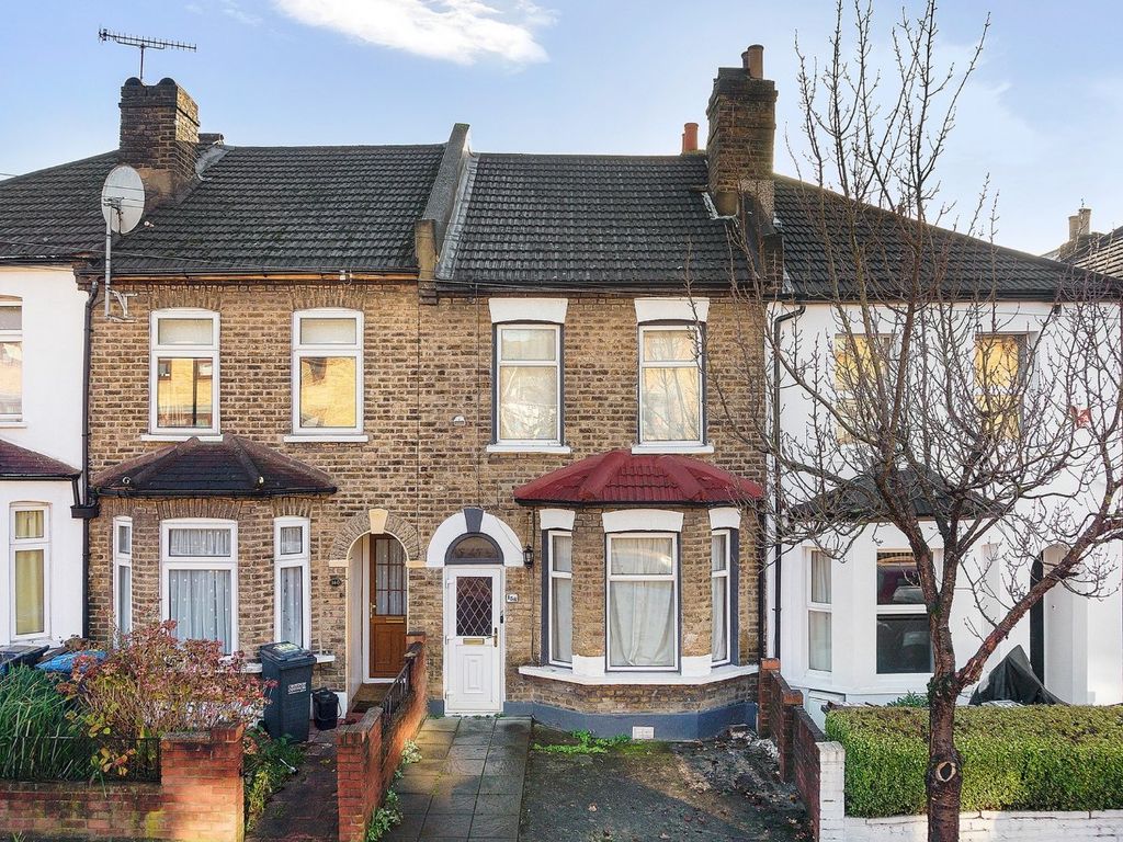 3 bed terraced house for sale in Holmesdale Road, London SE25 Zoopla
