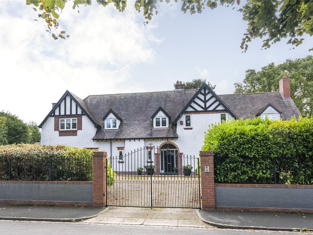 4 bed detached house for sale in Druid Stoke Avenue, Stoke