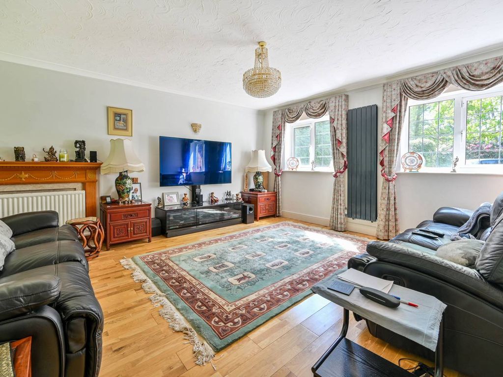 5 bed detached house for sale in Fairway Close, Hook Heath, Woking GU22