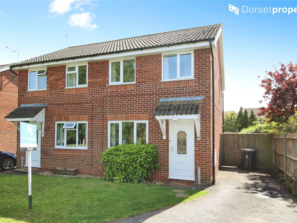 2 bed semidetached house to rent in Abbots Way, Sherborne, Dorset DT9