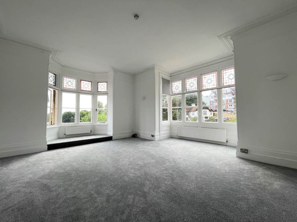 2 bed flat to rent in 81 London Road, Tunbridge Wells, Kent TN1 Zoopla