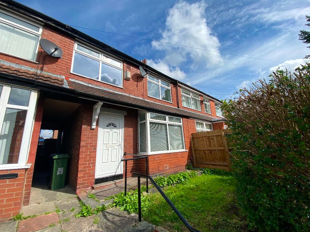 3 bed terraced house to rent in Springfield Road, Droylsden, Manchester