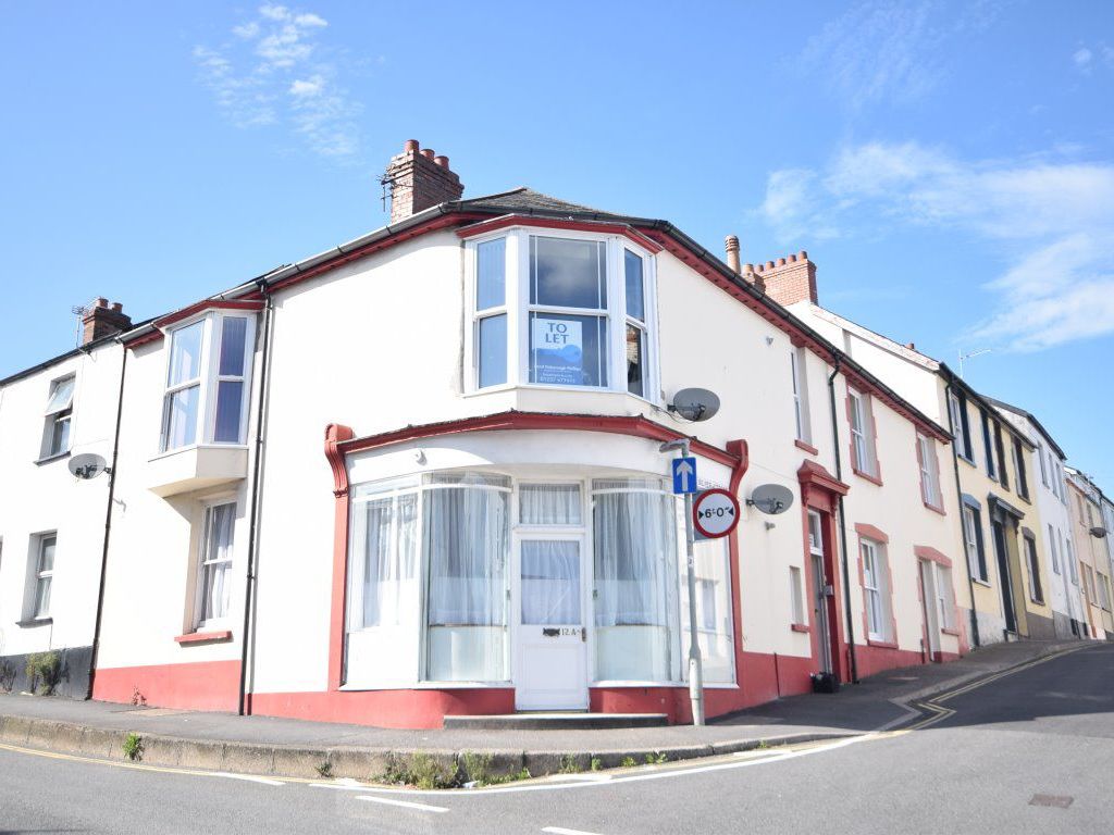 2 bed to rent in Meddon Street, Bideford, Devon EX39, £625