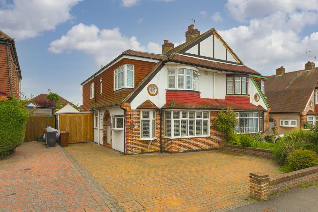 4 bed semidetached house for sale in Bradstock Road, Stoneleigh, Epsom KT17 Zoopla