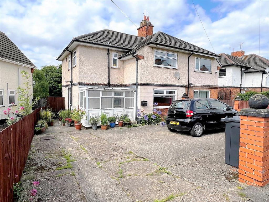 3 bed semidetached house for sale in Saxon Crescent, Cleethorpes, N.E. Lincs DN35, £175,000