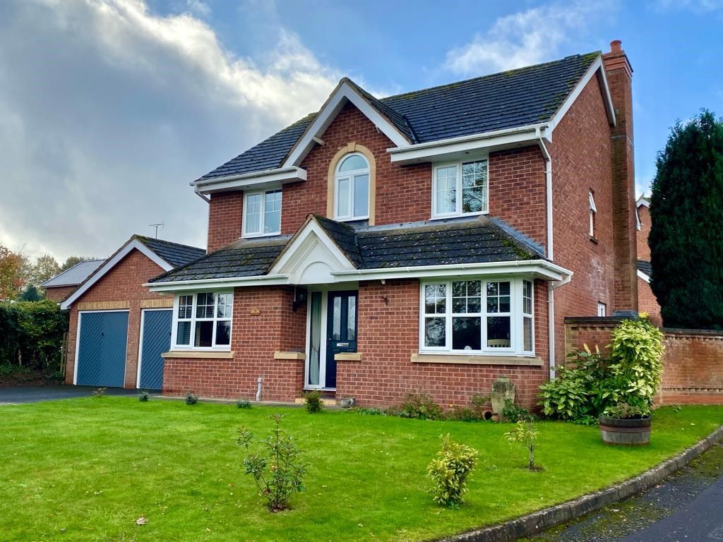 4 bed detached house for sale in Kings Acre Road, Hereford HR4, £