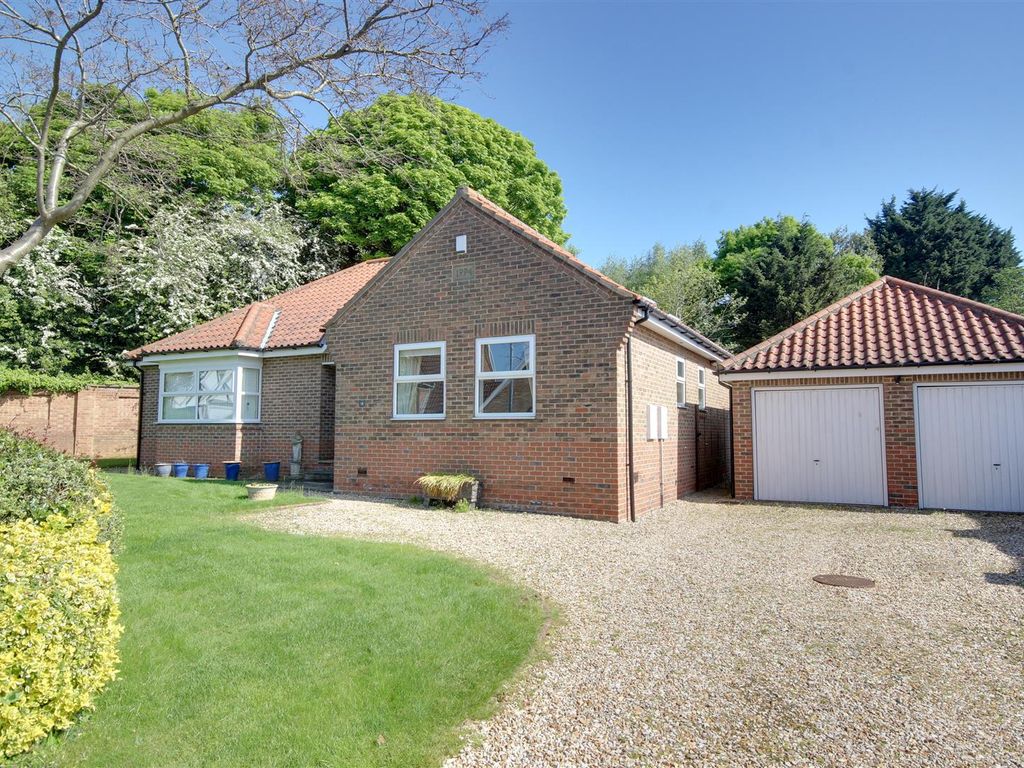 2 bed detached bungalow for sale in St. Barnabas Drive, Swanland, North