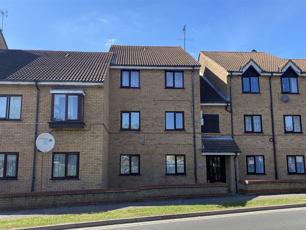 1 bed flat to rent in Lion Court, Studio Way, Borehamwood WD6 Zoopla