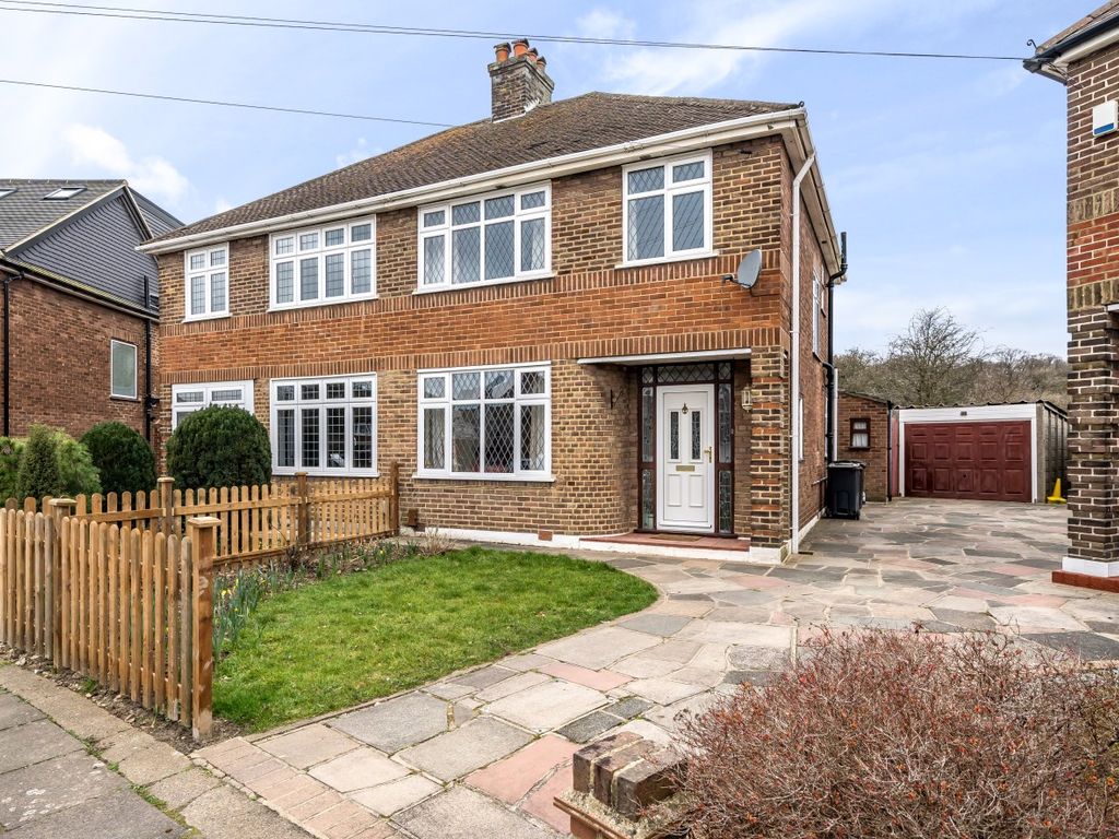 3 bed semidetached house for sale in Empress Drive, Chislehurst, Kent