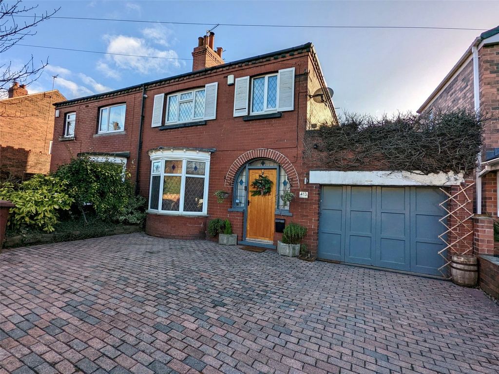 3 bed semidetached house for sale in Horbury Road, Wakefield, West