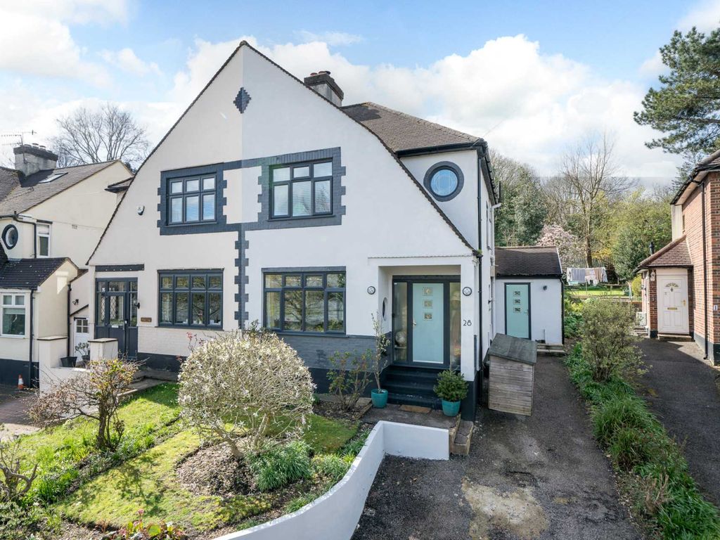 3 bed semidetached house for sale in Shendish Edge, Apsley HP3 Zoopla