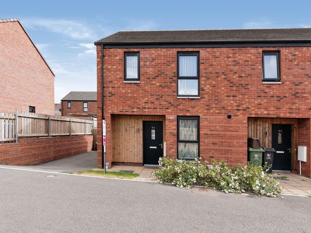 3 bed end terrace house for sale in Clevedon Road, Llanrumney, Cardiff