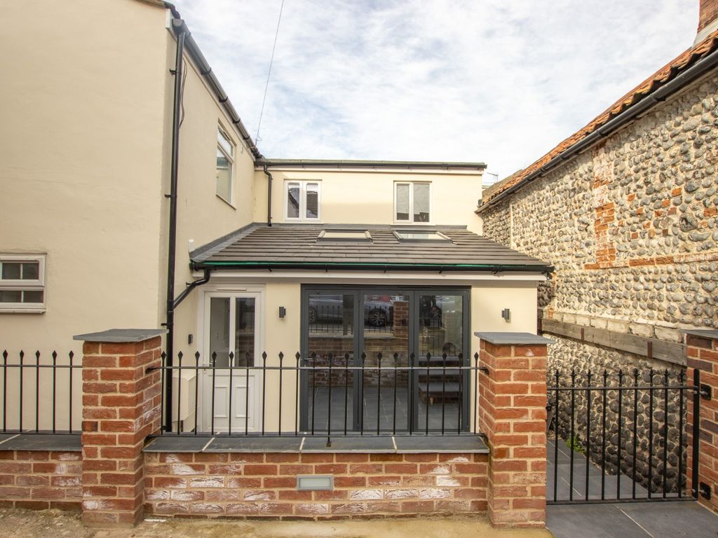 3 bed cottage for sale in Cromer, Norfolk NR27, £425,000 Zoopla