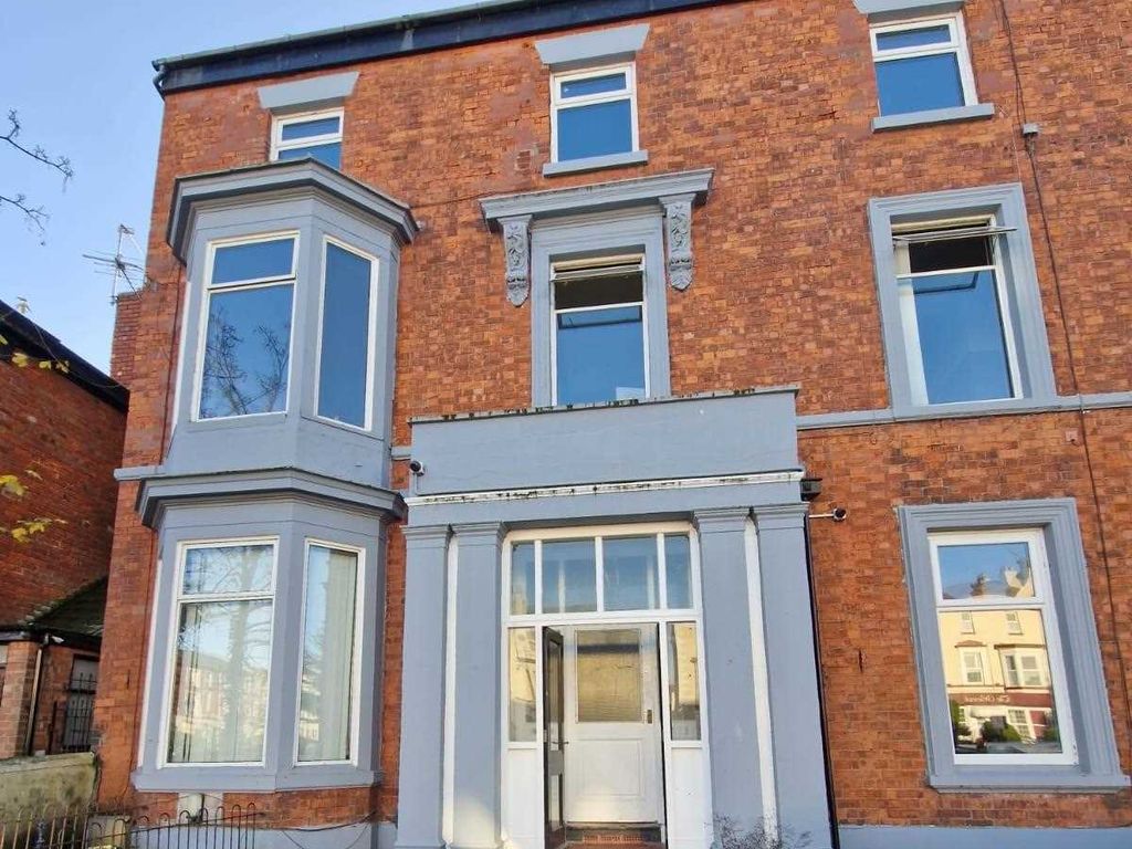 2 bed flat to rent in Bath Street, Southport PR9 Zoopla