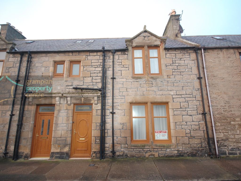 3 bed terraced house to rent in Queen Street, Lossiemouth, Morayshire