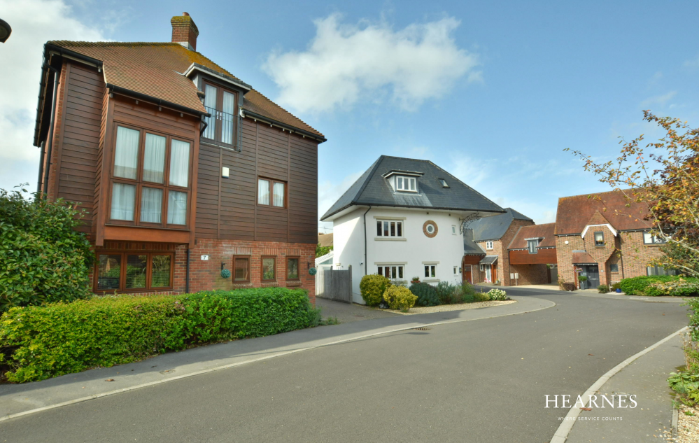 5 bed detached house for sale in Roman Way, Shillingstone, Blandford