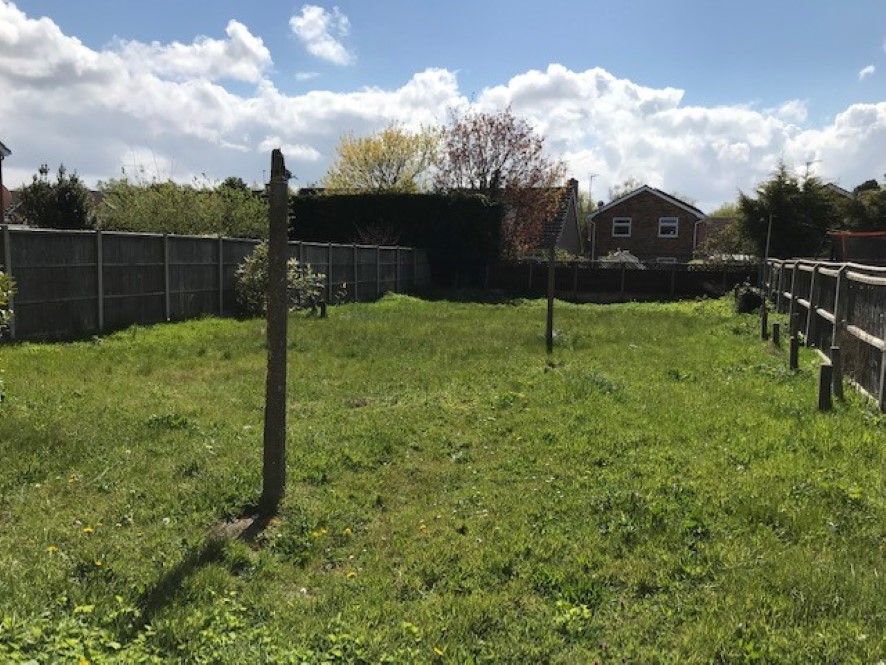 3 bed semidetached house for sale in 22 Priory Road, North Wootton