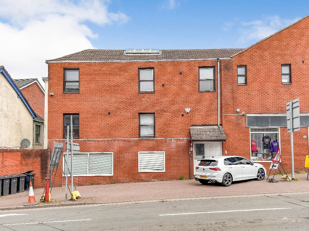 1 bed flat for sale in Flat, Kingston House, Moor Street, Brierley Hill