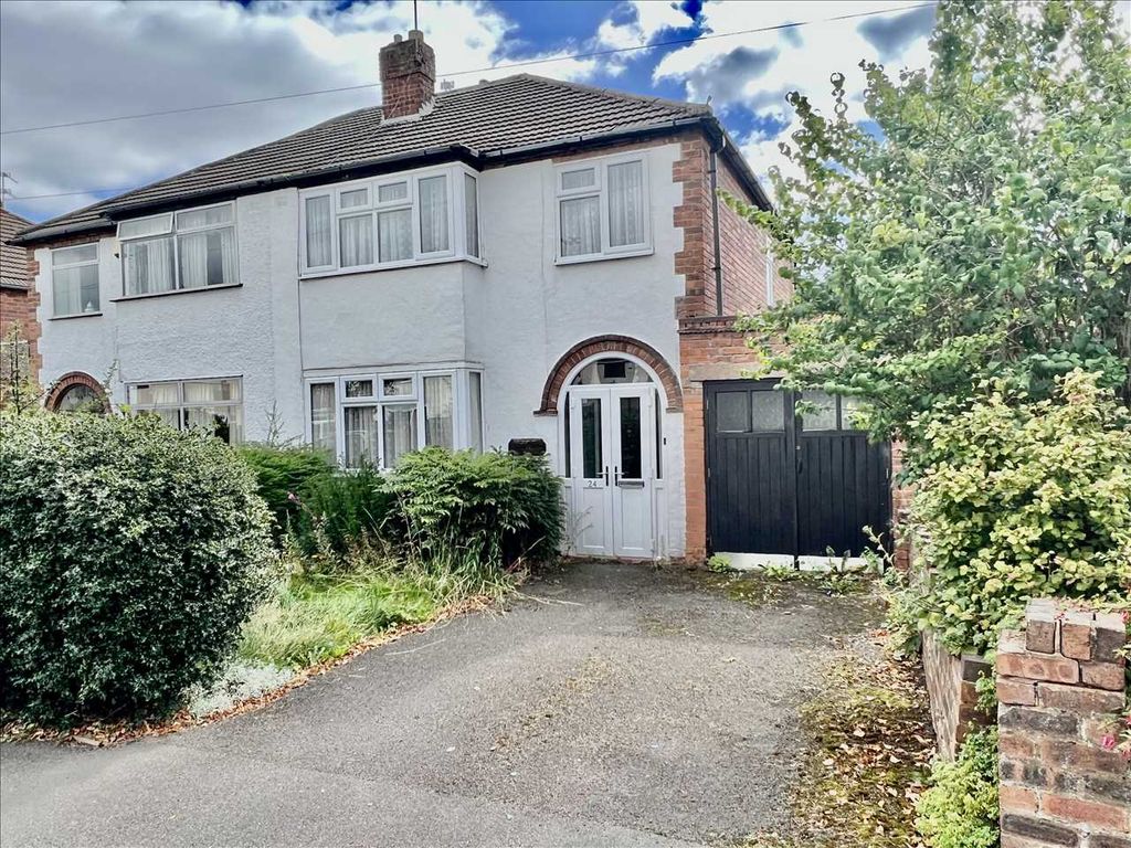 3 bed semidetached house for sale in Fairview Road, Wednesfield