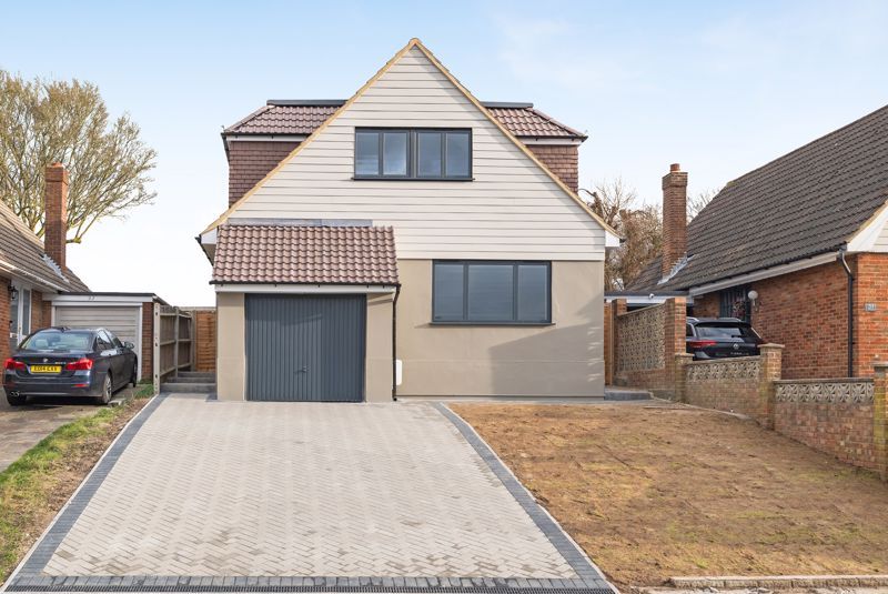 4 bed detached house for sale in Waring Drive, Orpington BR6, £775,000