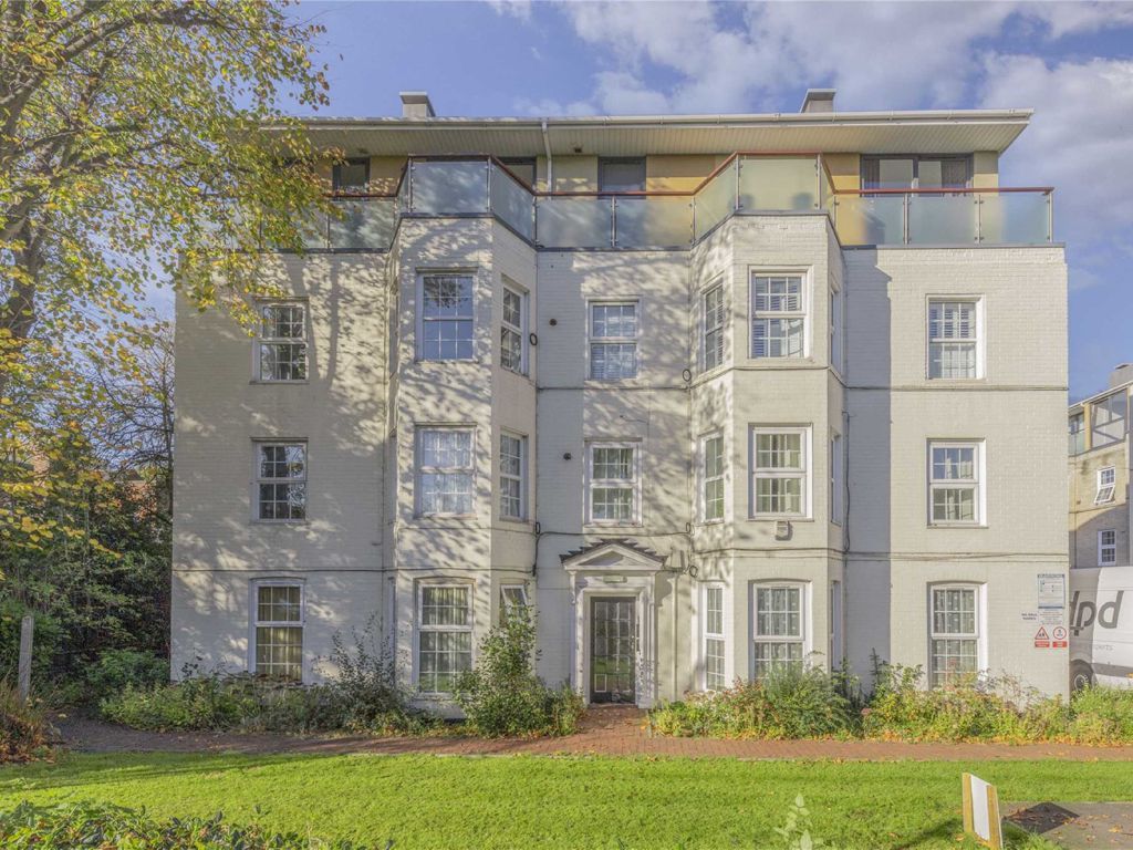 1 bed flat to rent in West Barnes Lane, New Malden KT3, £1,495 pcm Zoopla