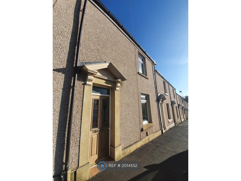 2 bed terraced house to rent in Hafod Street, Swansea SA1, £825 pcm