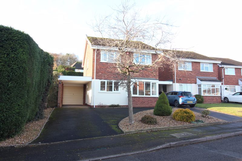 4 bed detached house for sale in Silverdale Gardens, Stourbridge DY8, £