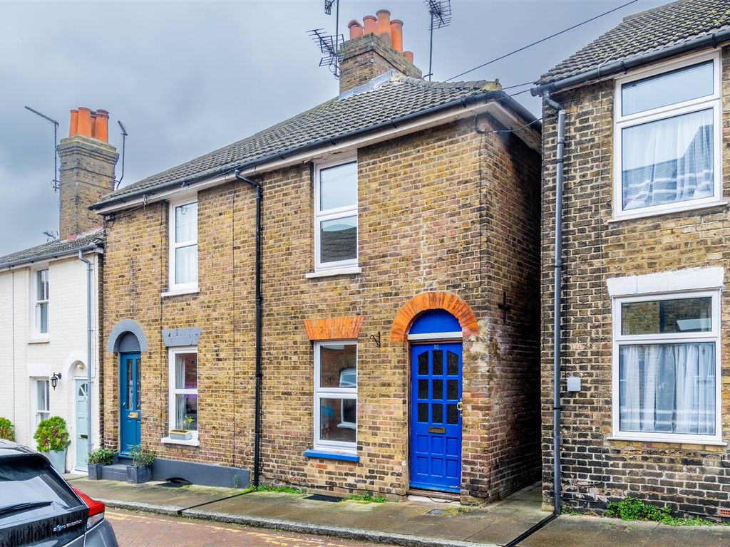2 bed property for sale in Fielding Street, Faversham ME13 Zoopla