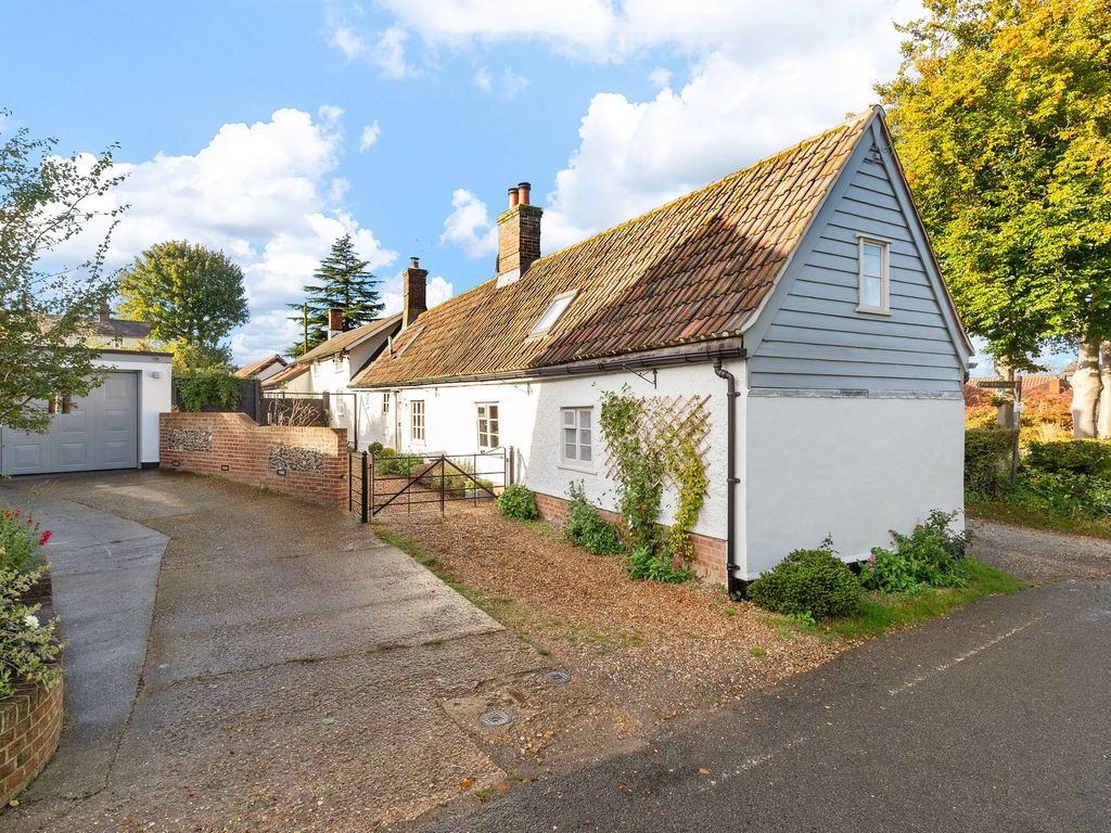3 bed semidetached house for sale in Barley Road, Great Chishill SG8 Zoopla