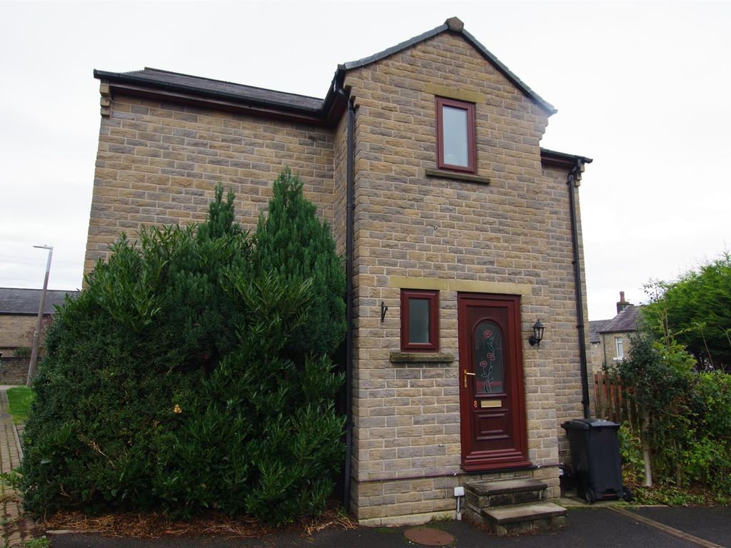 3 bed semidetached house to rent in Moorlands Court, Greetland, Halifax HX4 Zoopla