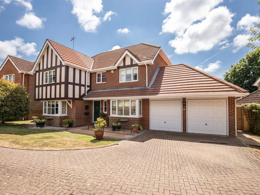 4 bed detached house for sale in 31 Littlewood Lane, Buxted, Uckfield