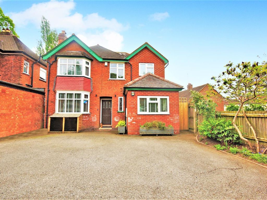4 bed detached house to rent in Wheelers Lane, Kings Heath, Birmingham