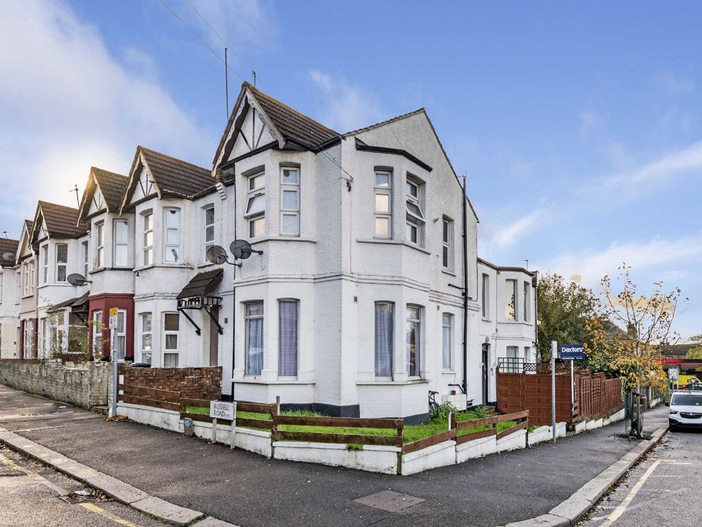 Studio for sale in Garrick Road, London NW9, £170,000 Zoopla