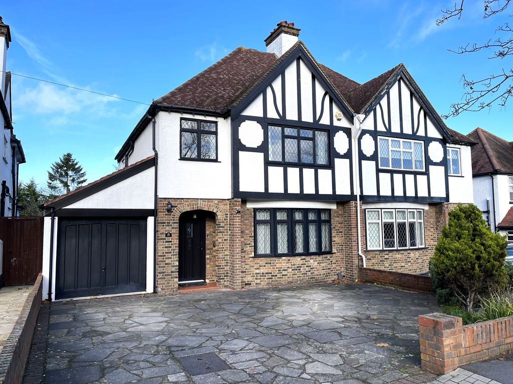 4 bed semidetached house to rent in Towncourt Crescent, Petts Wood