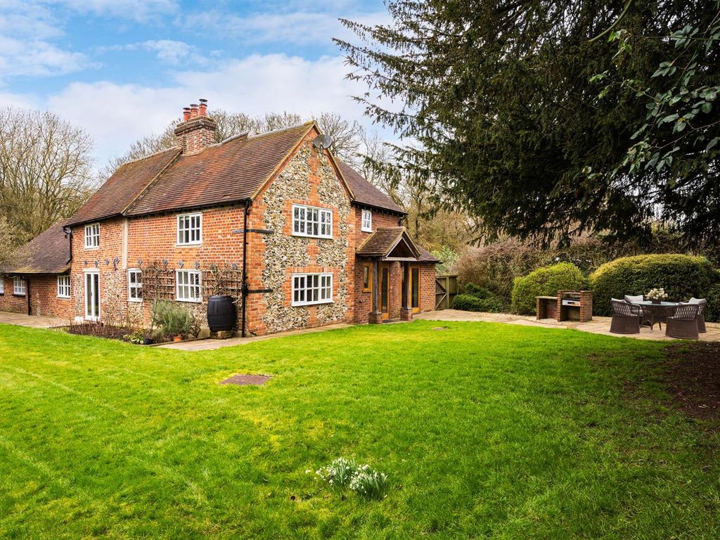4 bed detached house for sale in Turville Heath, HenleyOnThames RG9