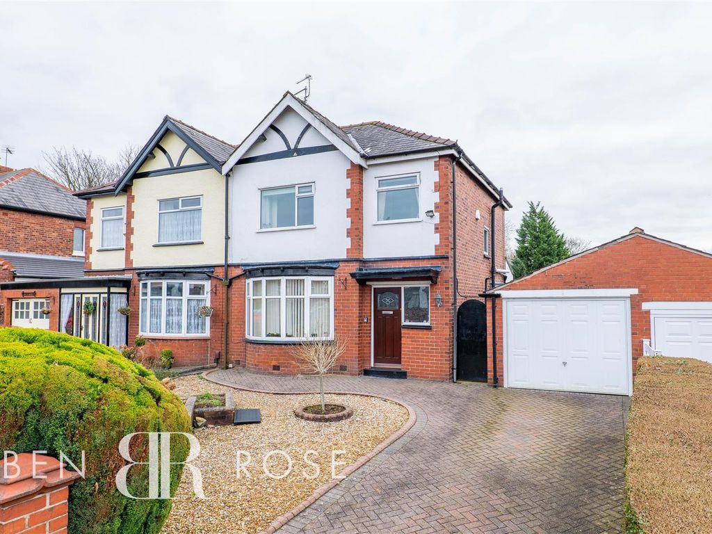 3 bed semidetached house for sale in Milton Grove, Wigan WN1, £314,995