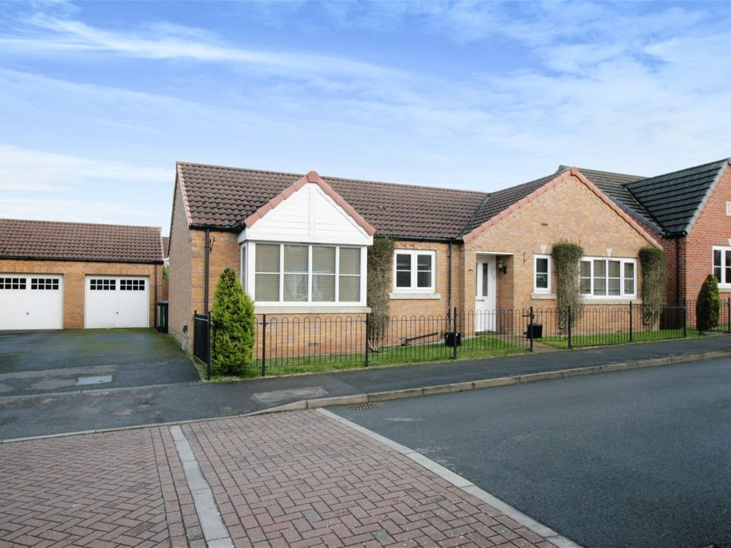 3 bed bungalow for sale in Roman Way, Caistor, Market Rasen LN7 Zoopla