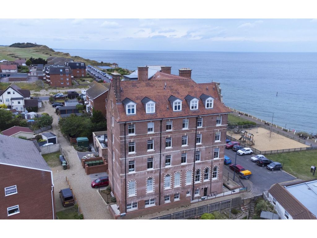 New home, 2 bed flat for sale in The Esplanade, Sheringham NR26, £